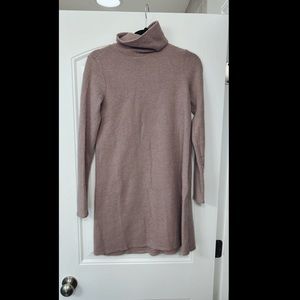 *sold* Lulu’s Dusty Lavender Long Sleeve Dress